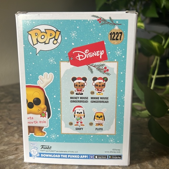 Pluto Funko Pop 2023 Disney Christmas, With Santa Letter, 1227 New - Picture 3 of 8